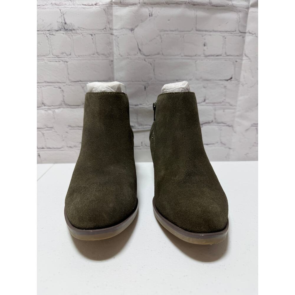 White Mountain Women’s Suede Ankle Boots Size 8 New with Box - Picture 4 of 9